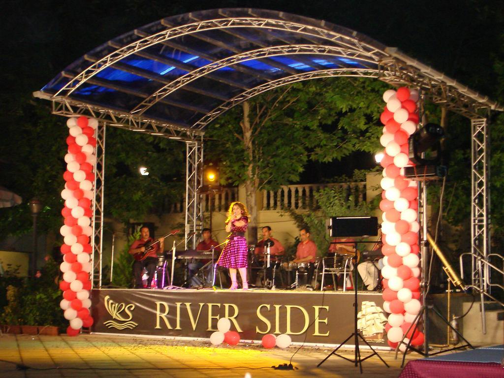 River Side Hotel Mingachevir Exterior photo